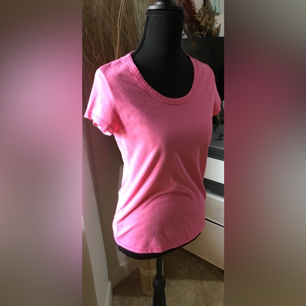 2 No Boundaries Tee Shirts: Bright Pink and Lavender Purple Short Sleeve Tee